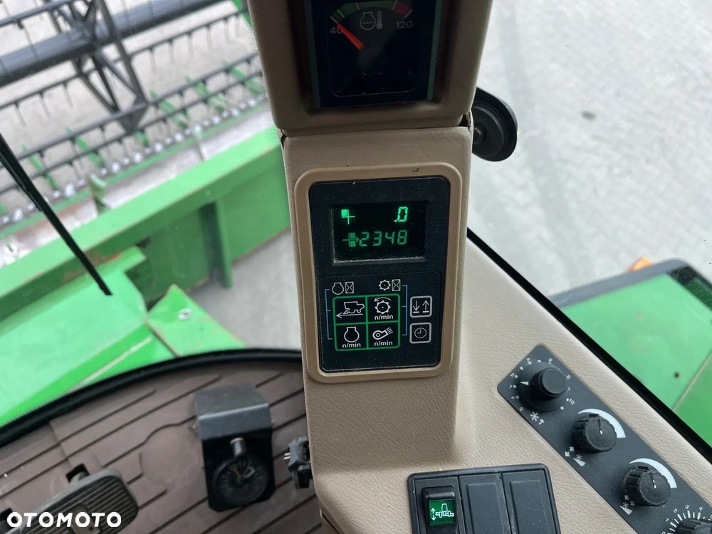 John Deere 2256 - 16