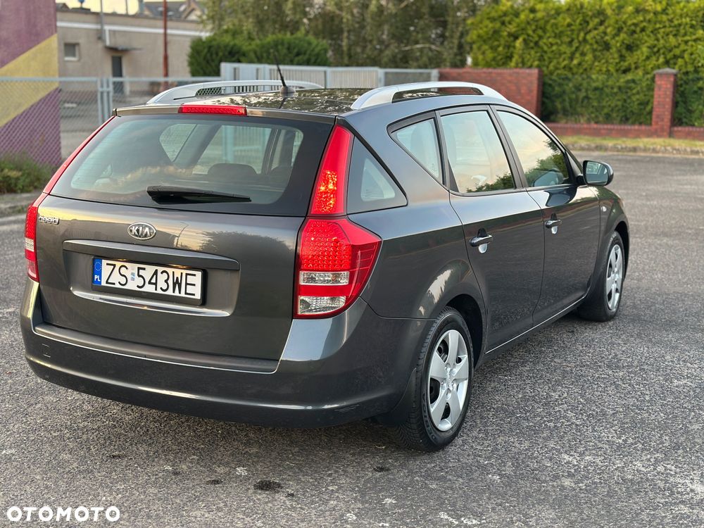 Kia Ceed 1.4 L Euro2012 - 15