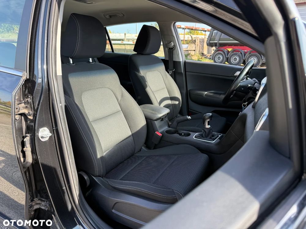 Kia Sportage 1.6 GDI 2WD VISION - 26