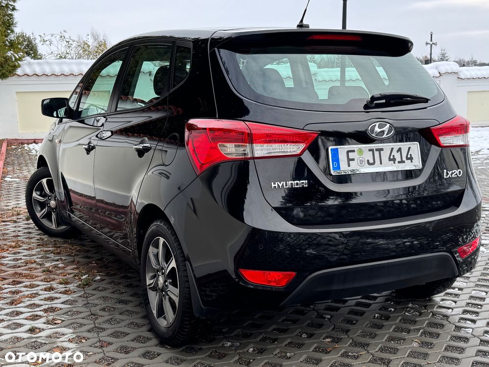 Hyundai ix20 - 8