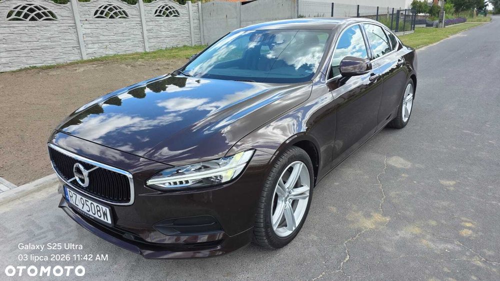 Volvo S90 - 1