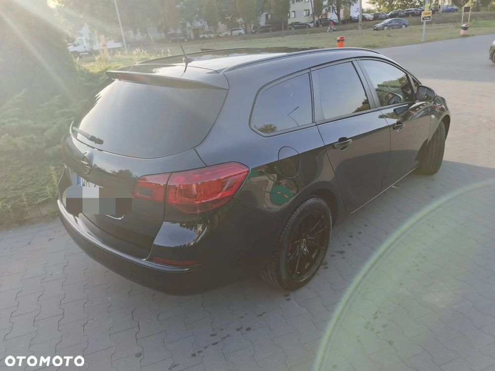 Opel Astra 1.4 T Sport S&S - 12