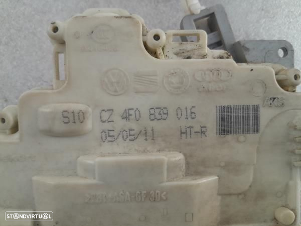 Fecho Porta Tras Dto Audi A3 (8P1) - 2