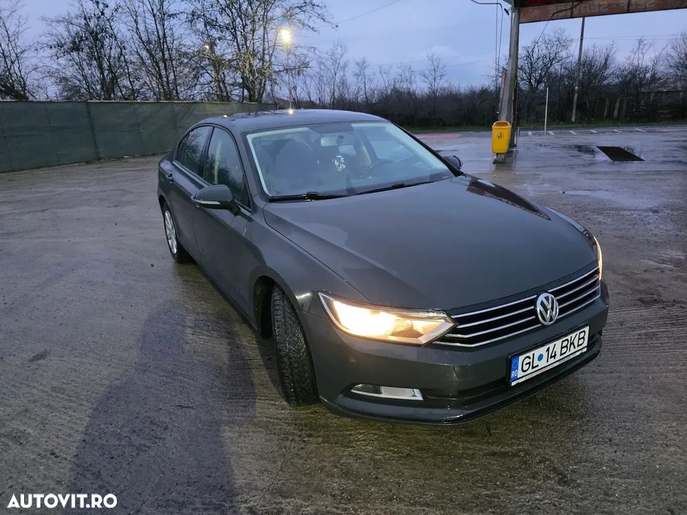 Volkswagen Passat 1.4 TSI Advance - 1