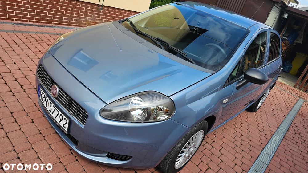 Fiat Grande Punto Actual 1.2 8V Estiva - 2