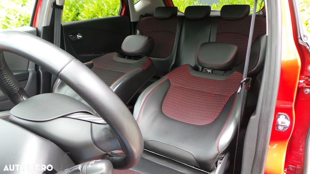 Renault Captur TCe 120 EDC Helly Hansen - 13