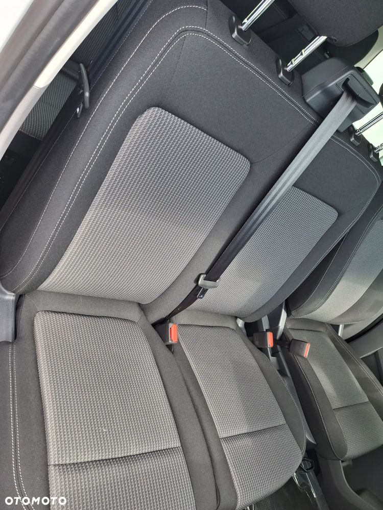 Volkswagen Transporter - 9