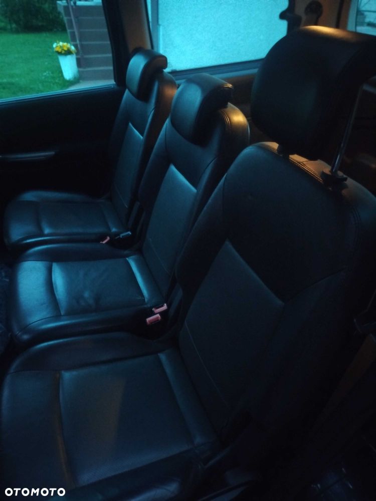 Ford Galaxy - 7