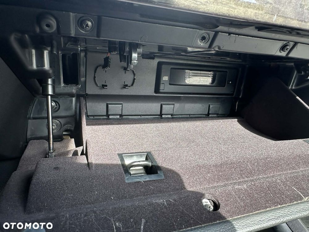 BMW Seria 6 650 i - 16