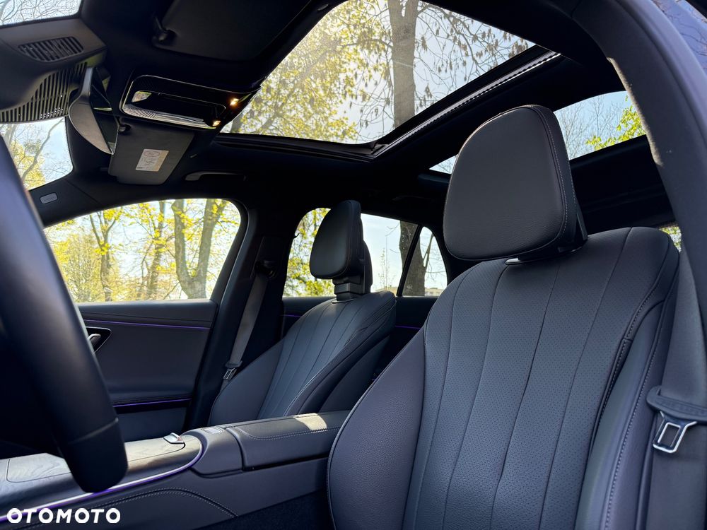 Mercedes-Benz Klasa E 300de 4Matic 9G-TRONIC Edition AVANTGARDE - 21
