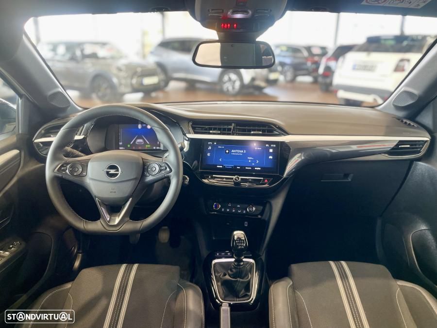 Opel Corsa 1.2 T GS - 28