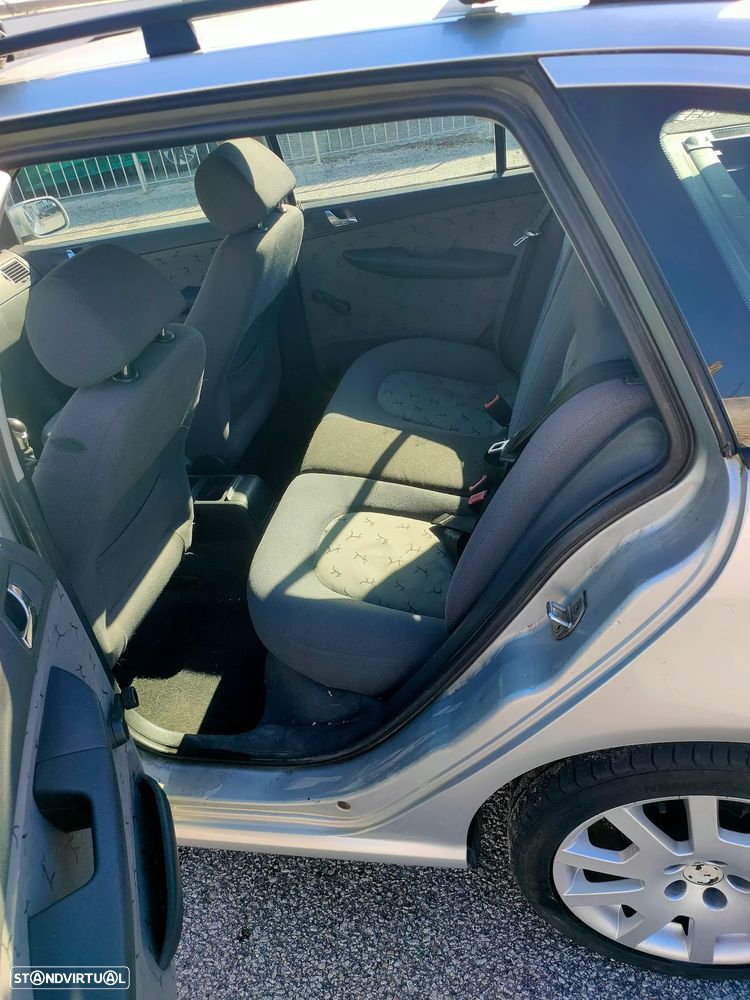 Skoda Fabia Break 1.9 TDi Elegance AR8 - 7