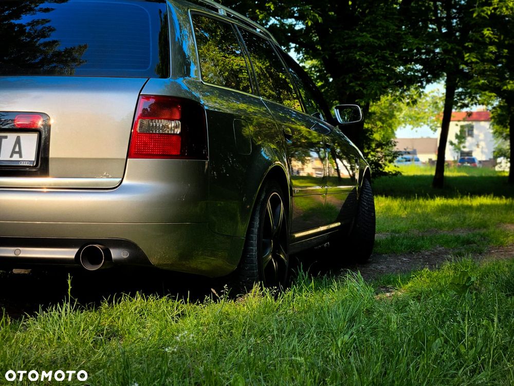 Audi A6 Avant 2.4 Quattro - 28