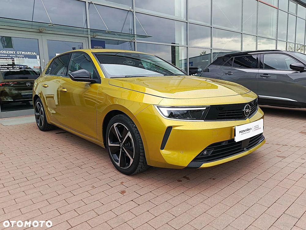 Opel Astra 1.2 T Elegance S&S - 2