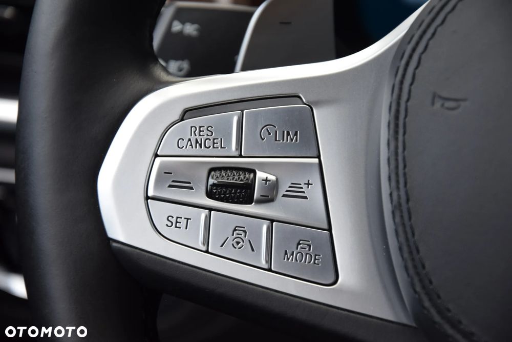 BMW Seria 7 750d xDrive - 15