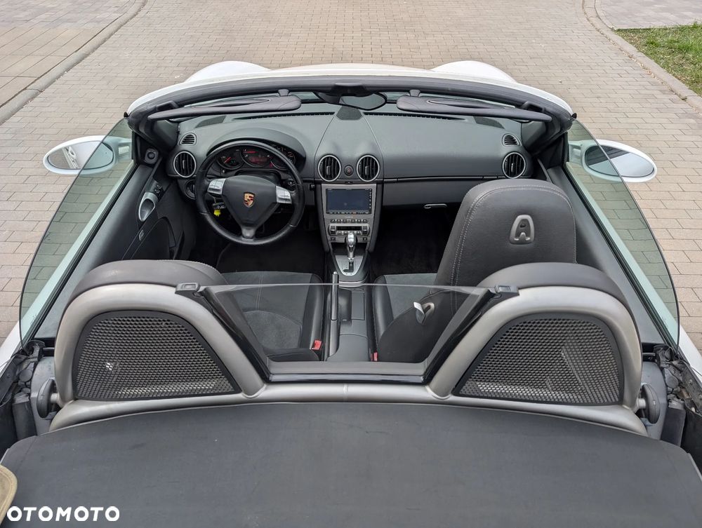 Porsche Boxster - 11