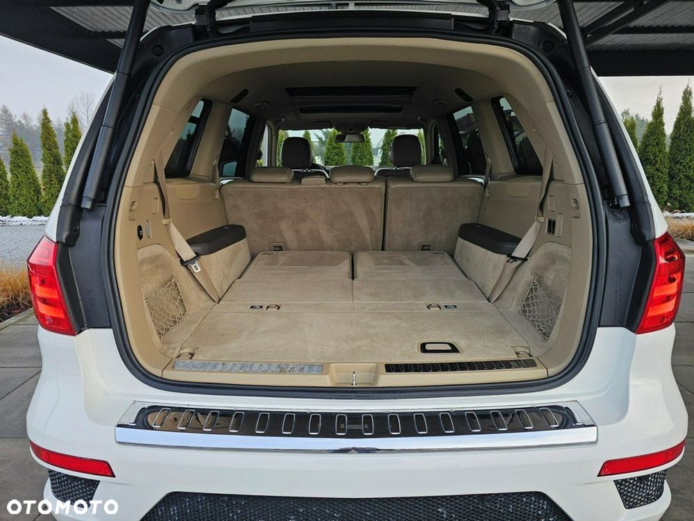 Mercedes-Benz GL 350 BlueTEC 4Matic 7G-TRONIC - 33