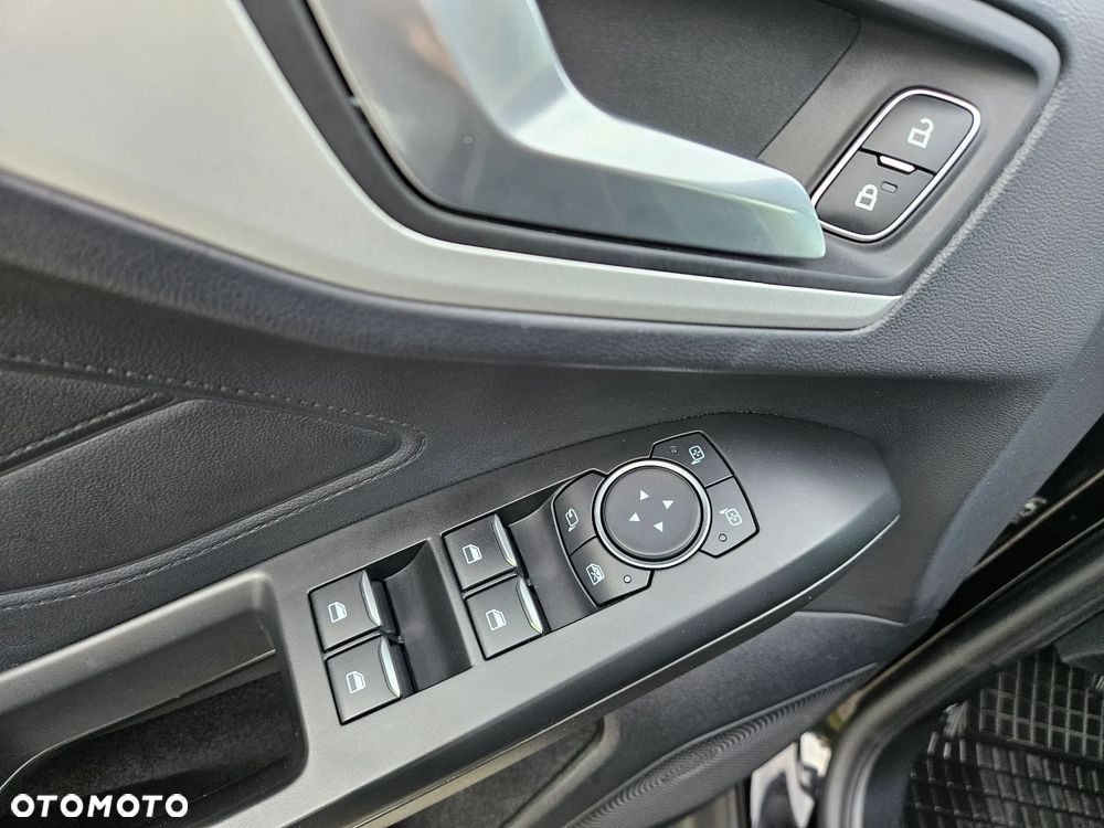 Ford Focus 2.0 EcoBlue Titanium X - 19