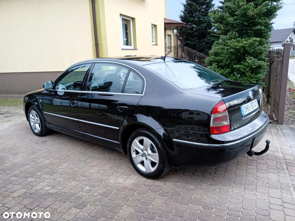 Skoda Superb 2.0 TDI DPF Comfort - 10