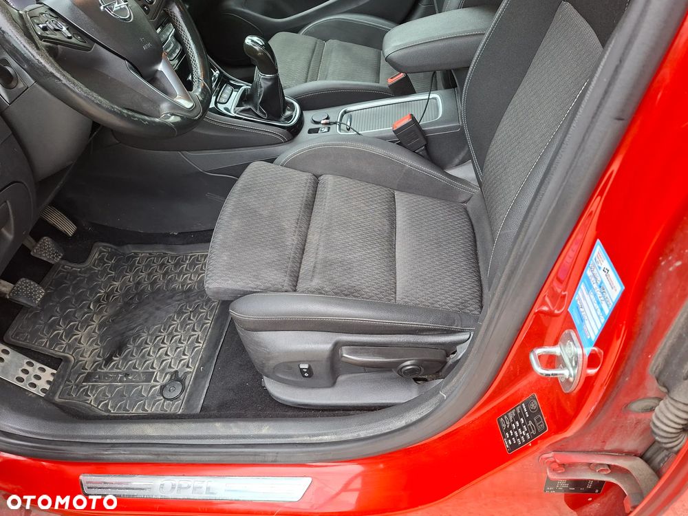 Opel Astra 1.6 D Start/Stop Innovation - 8