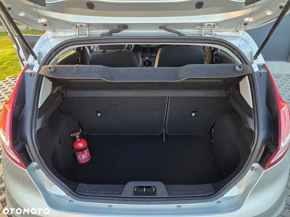 Ford Fiesta - 16