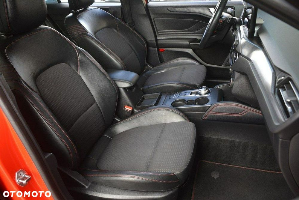 Ford Focus - 19