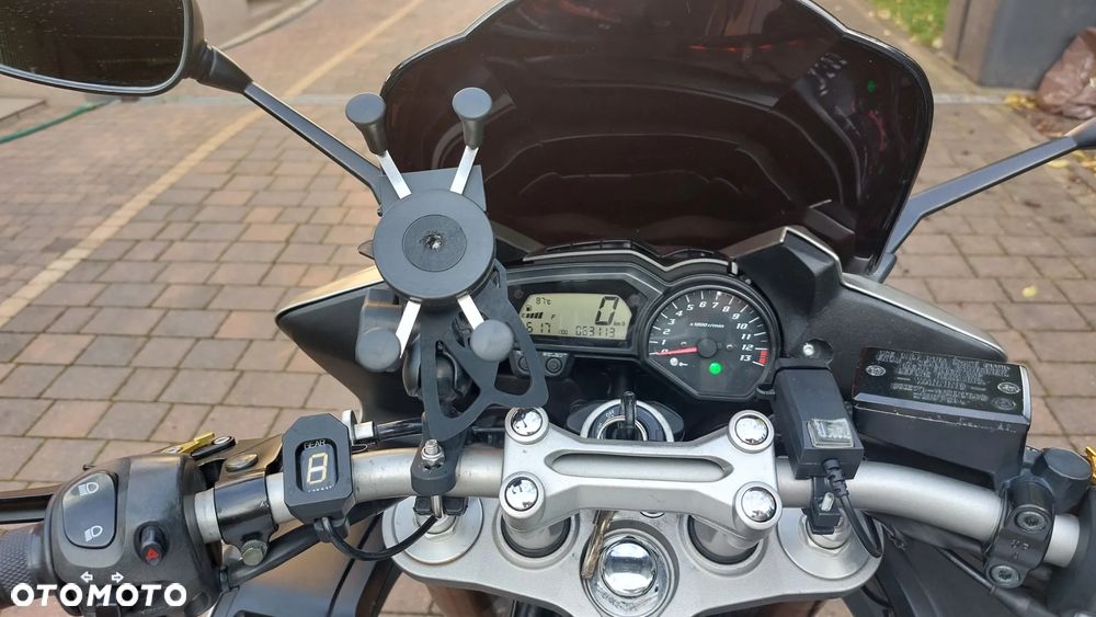 Yamaha FZ - 6