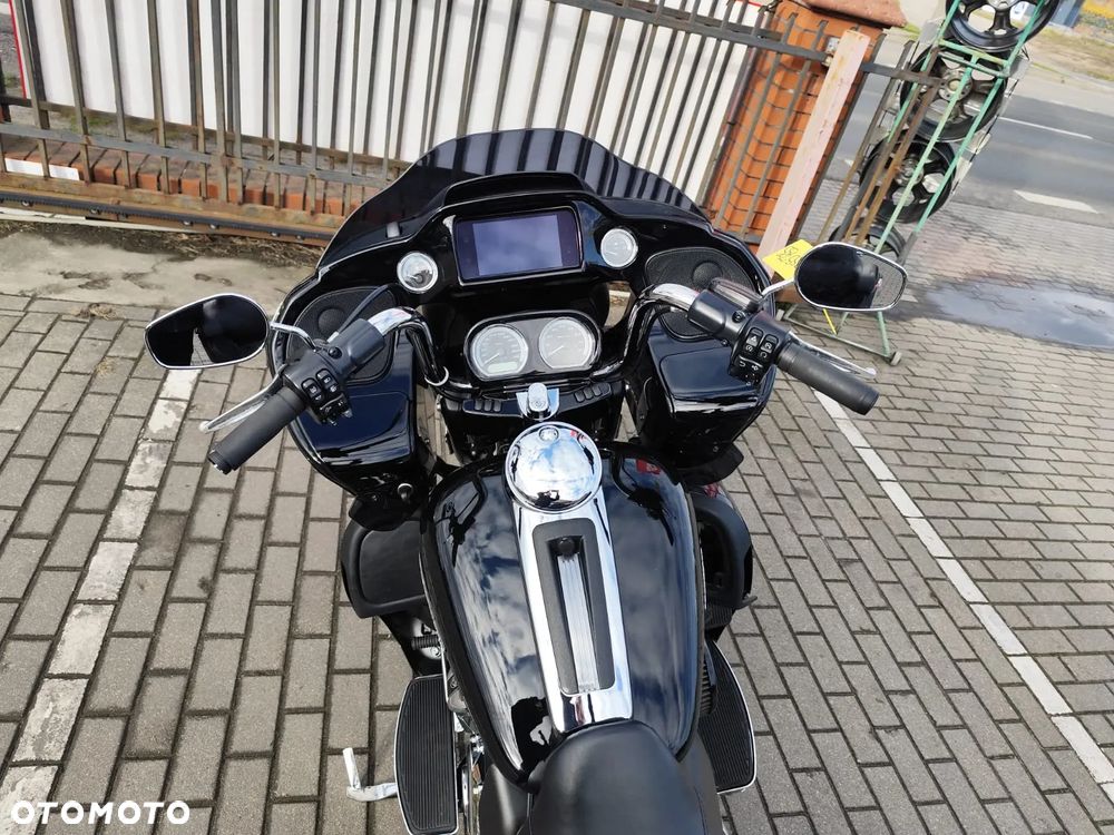 Harley-Davidson Touring Road Glide - 8