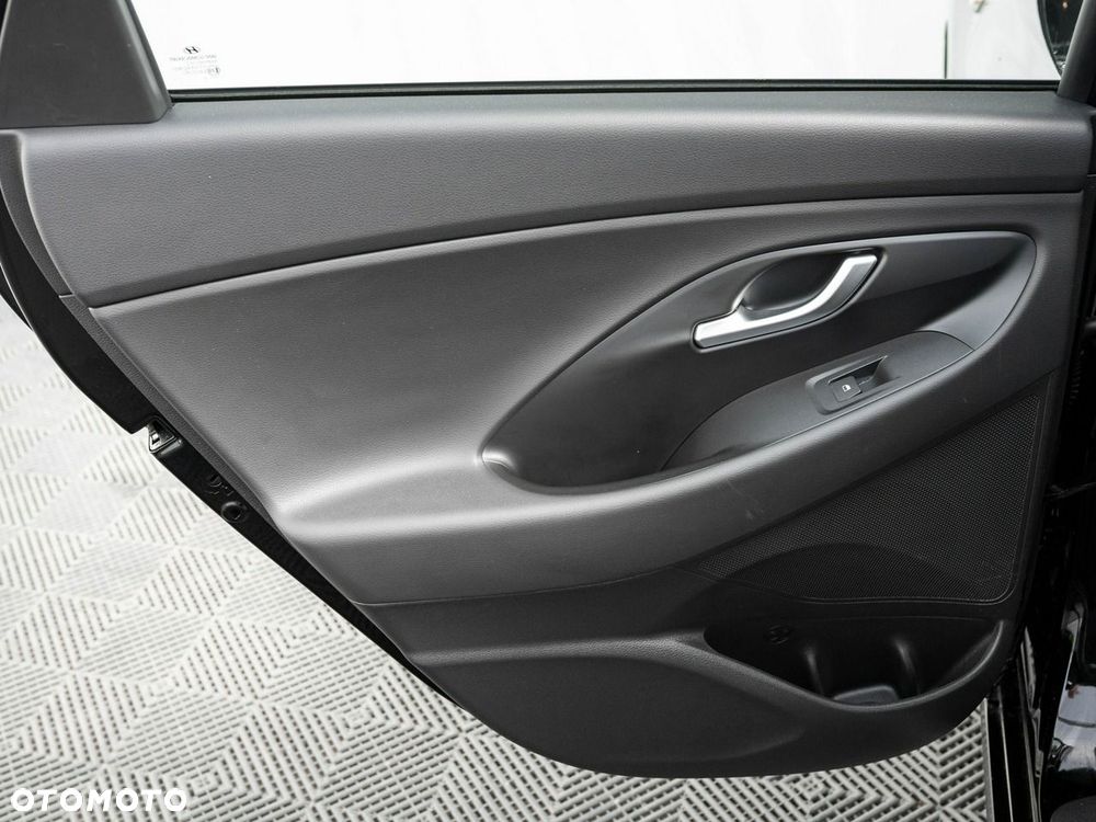 Hyundai i30 - 19