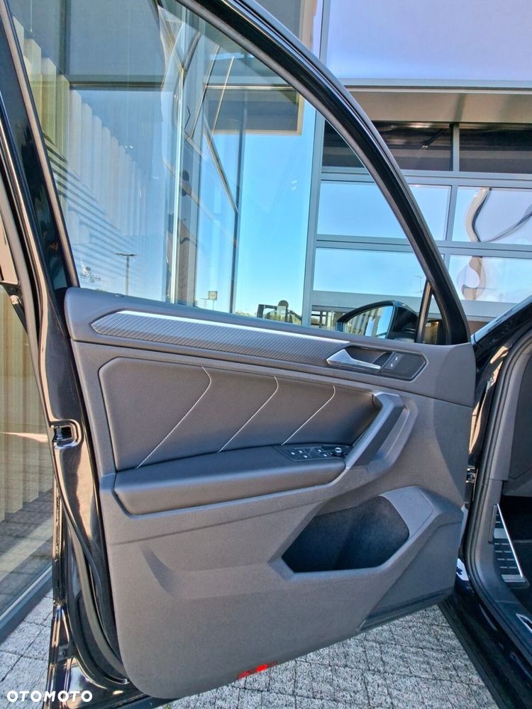 Volkswagen Tiguan - 10