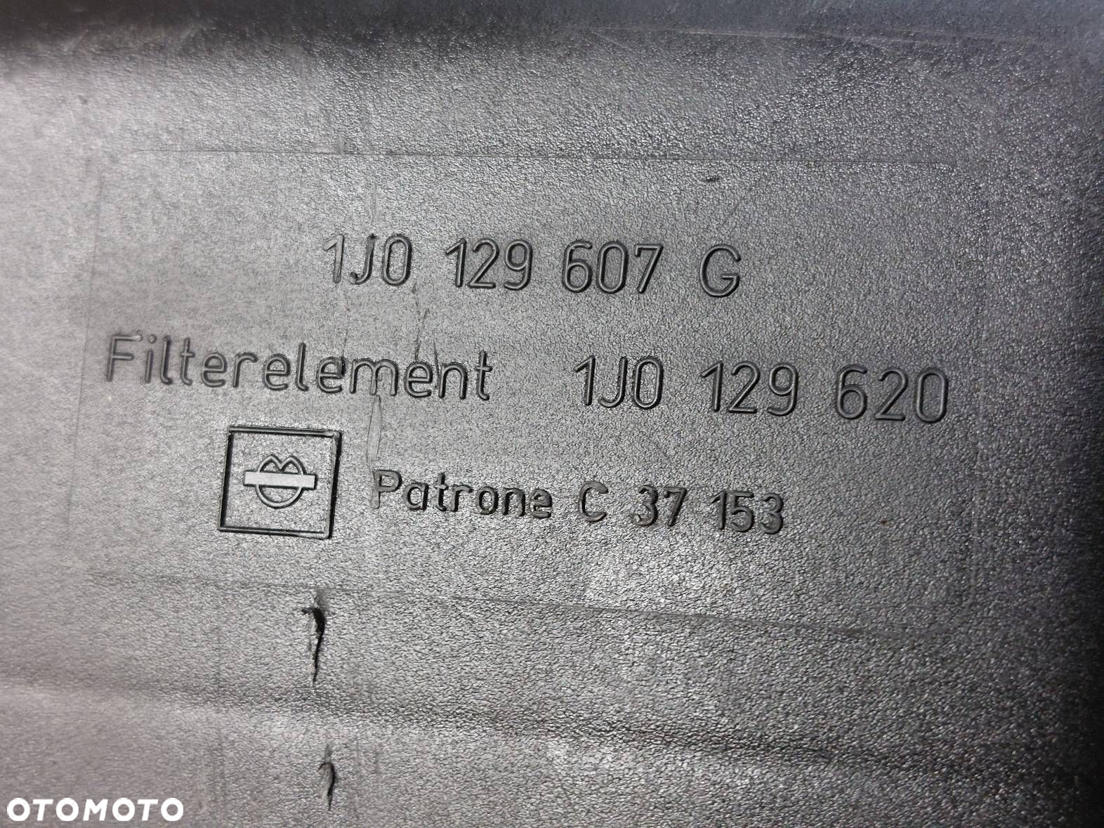 OBUDOWA FILTRA PRZEPŁYWOMIERZ RURA DOLOT POWIETRZA OCTAVIA I 1.9 TDI - 4