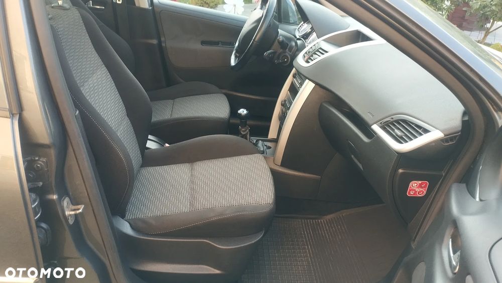 Peugeot 207 120 Premium - 16