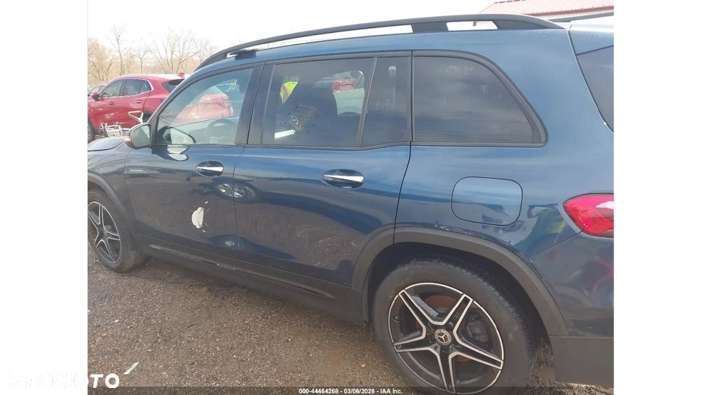 Mercedes-Benz GLB 250 8G-DCT AMG Line - 5