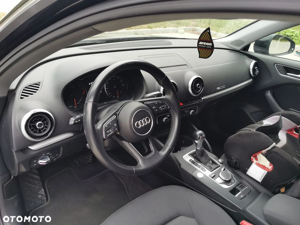 Audi A3 Sportback - 18