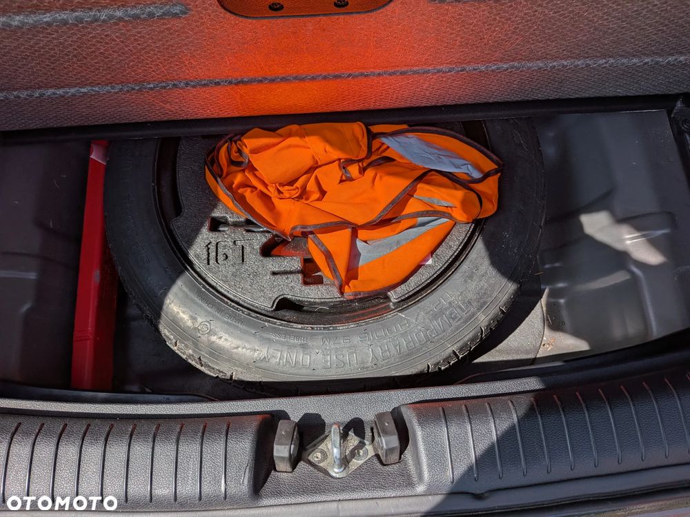Kia Ceed 1.4 T-GDI L DCT - 26