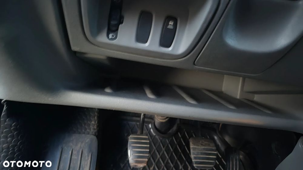 Opel Vivaro - 12