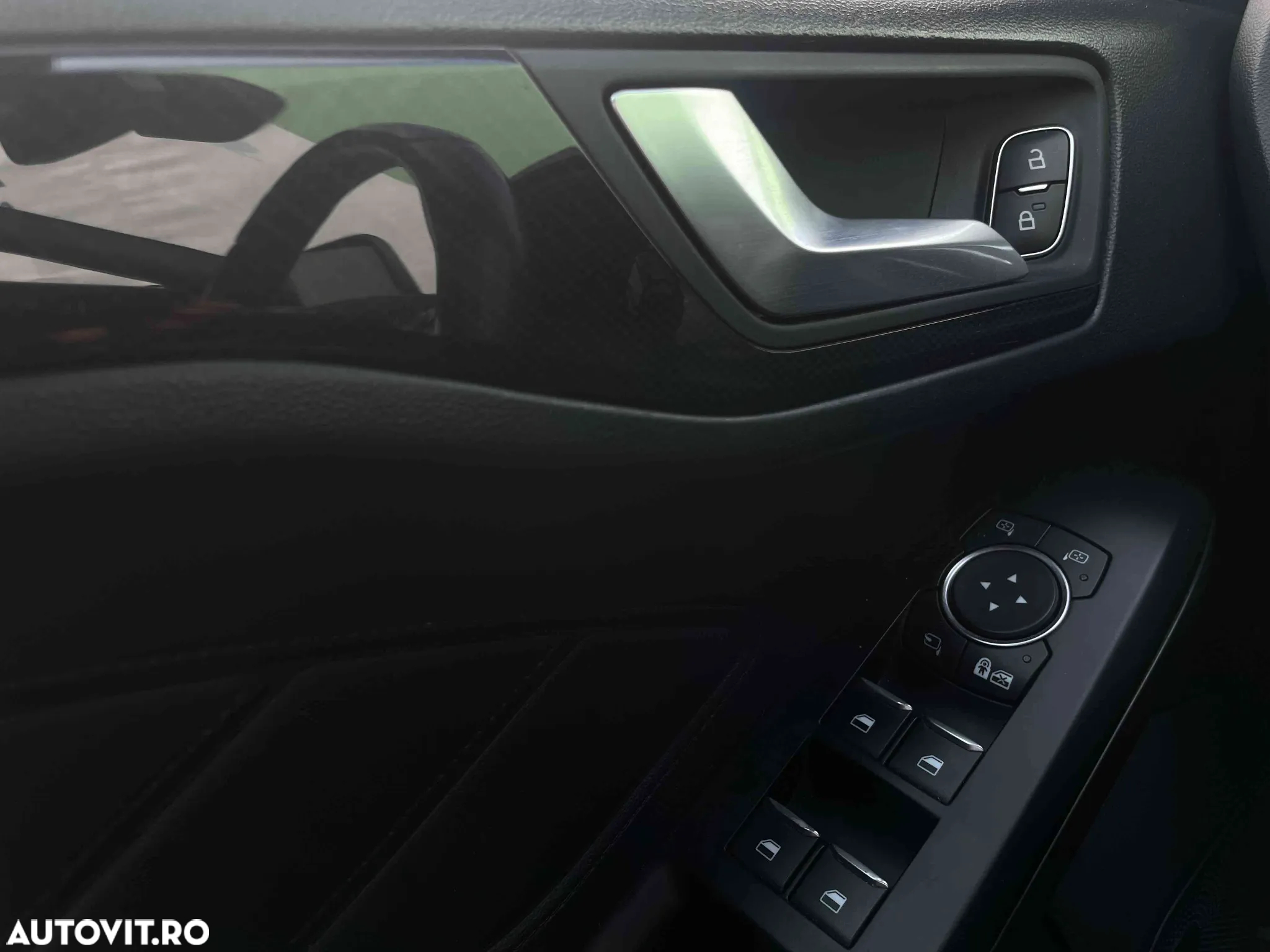 Ford Focus - 11