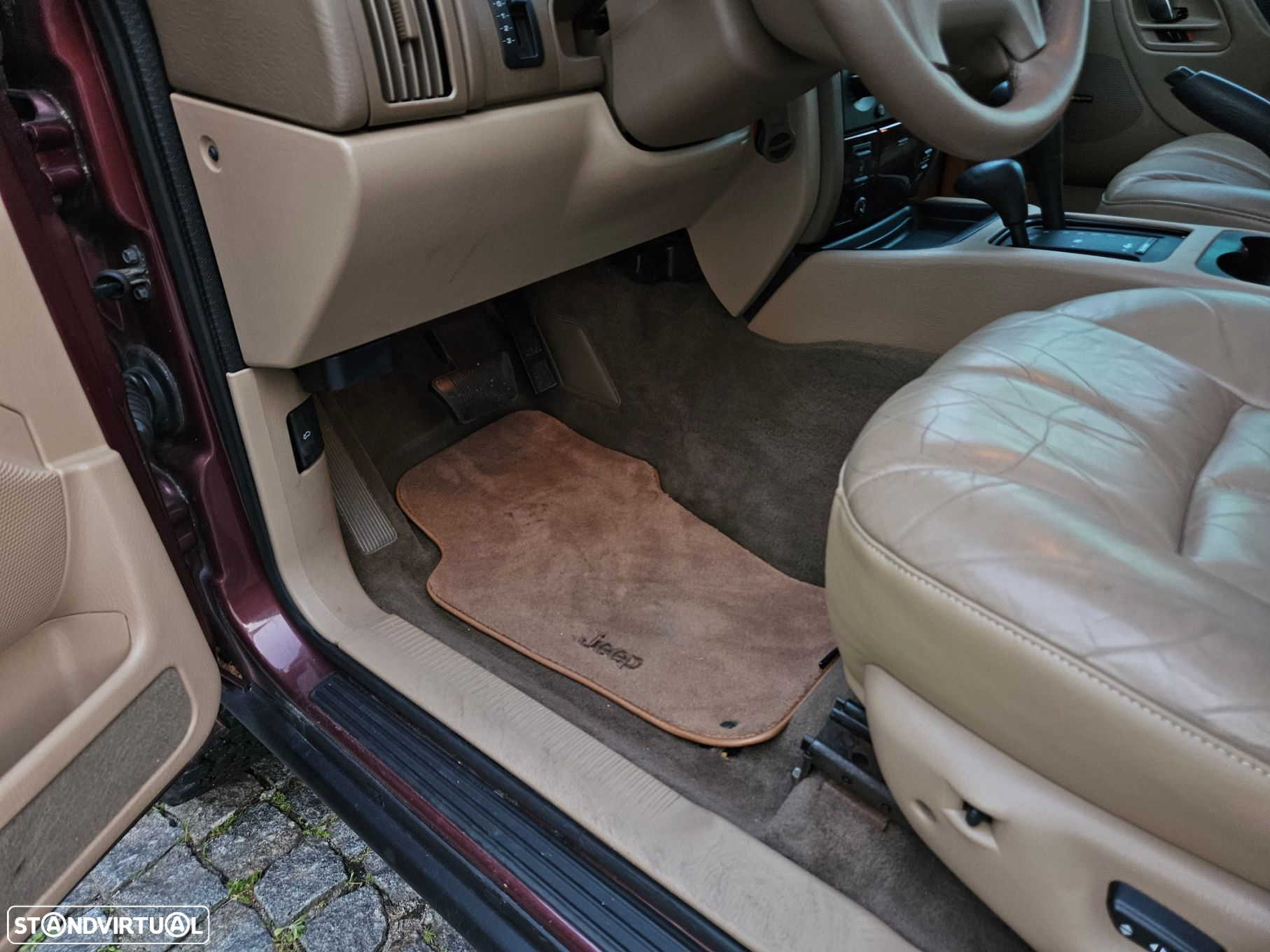 Jeep Grand Cherokee 4.7 V8 Limited - 31