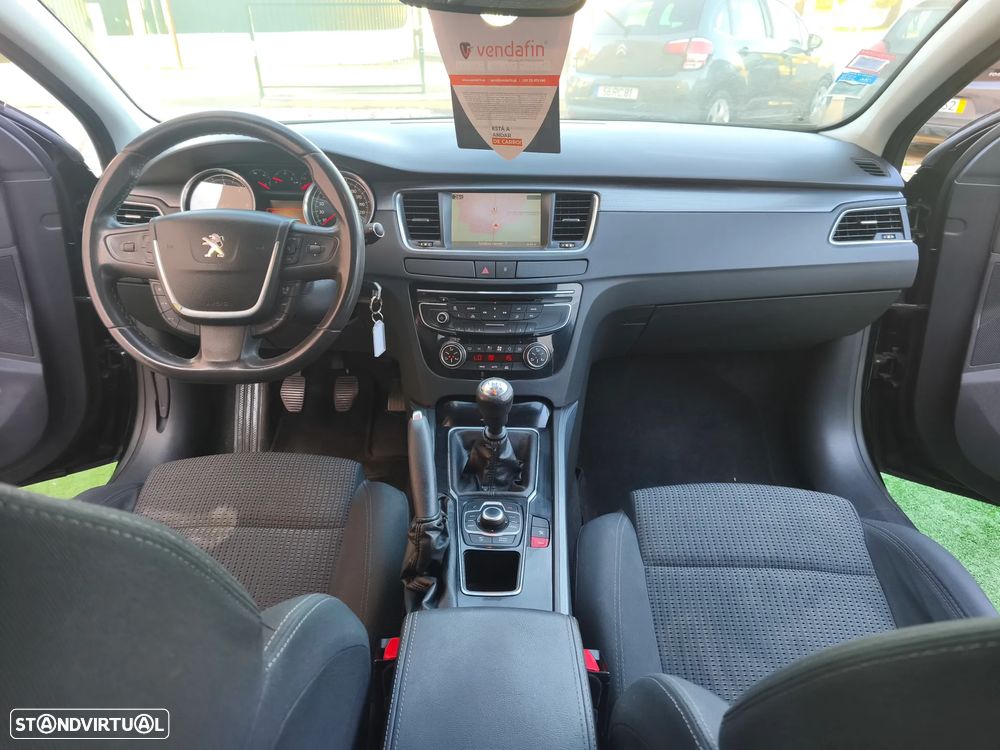 Peugeot 508 SW 2.0 HDi Allure 119g - 11