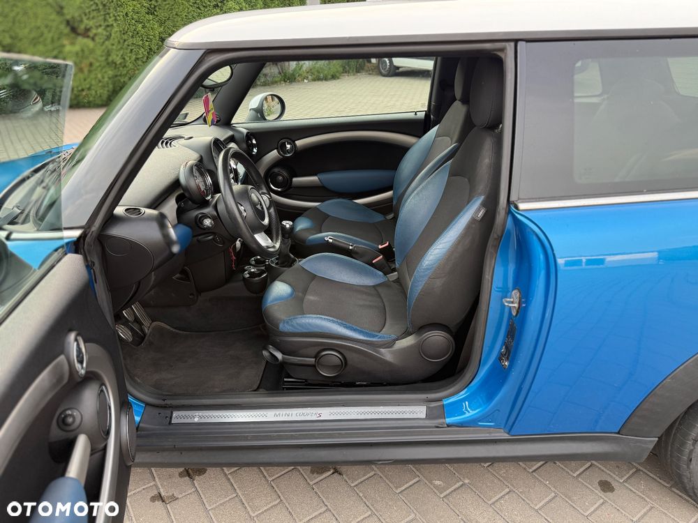 MINI Cooper S - 11