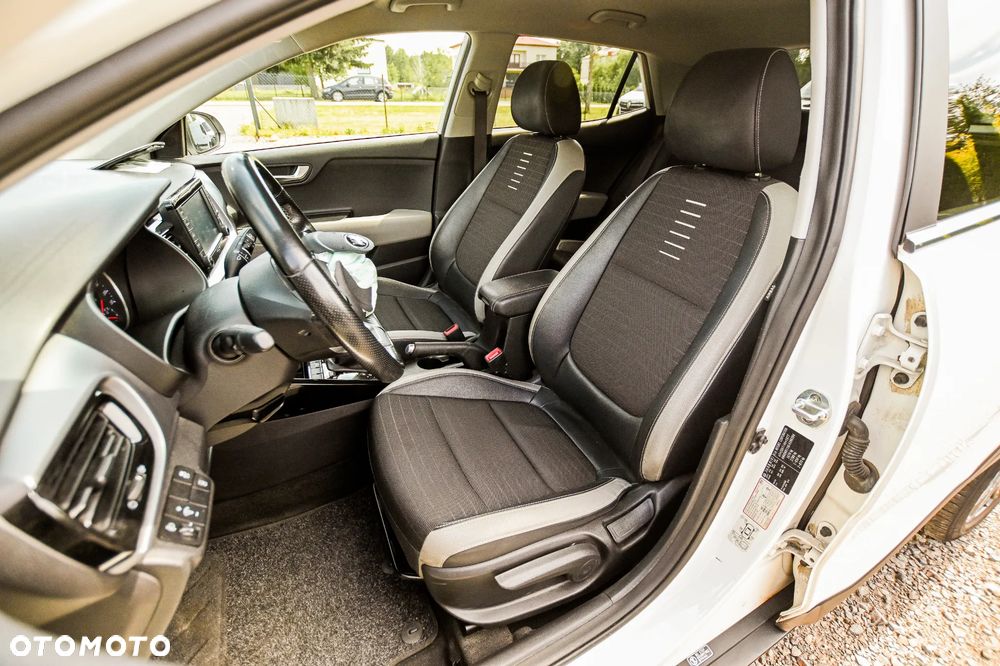 Kia Stonic 1.0 T-GDI 120 DCT OPF Edition 7 - 24