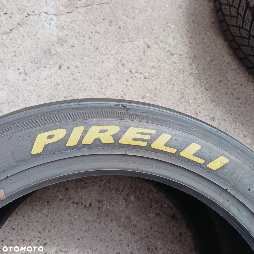OPONA 305/660/18 Pirelli P Zero SLICK (E2653) - 2