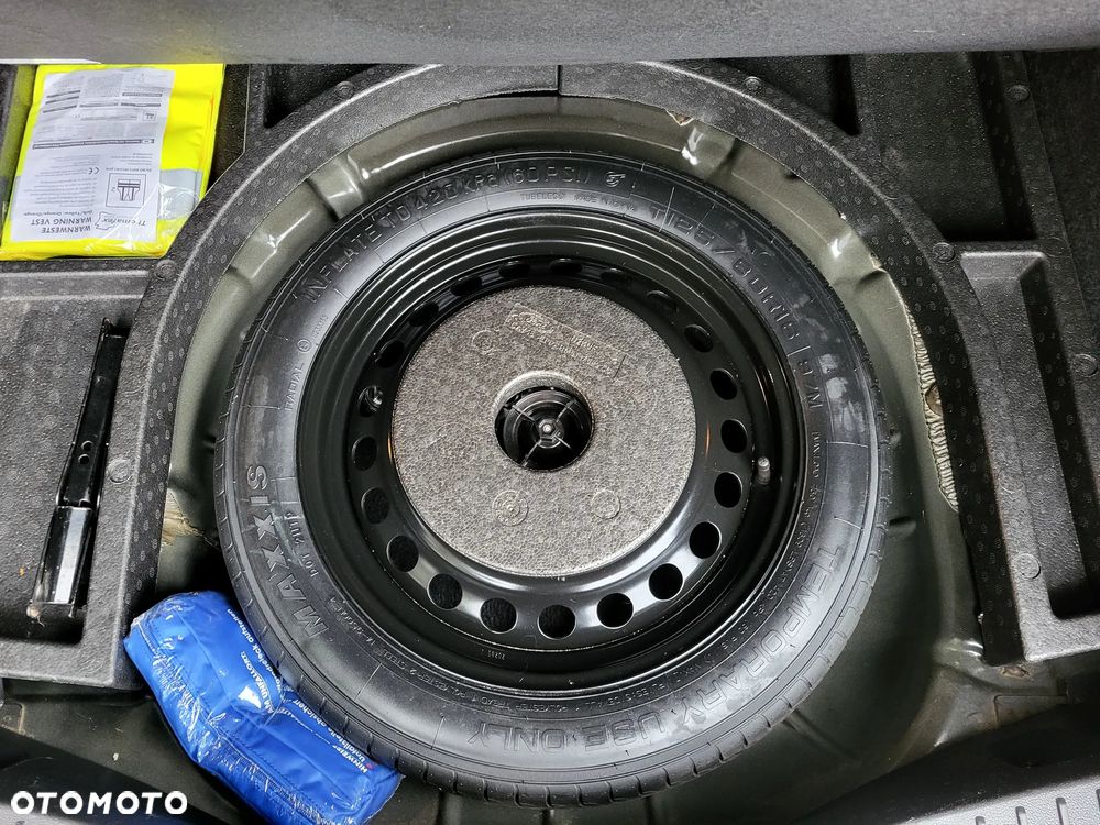 Ford C-MAX 2.0 TDCi Start-Stop-System Titanium - 24