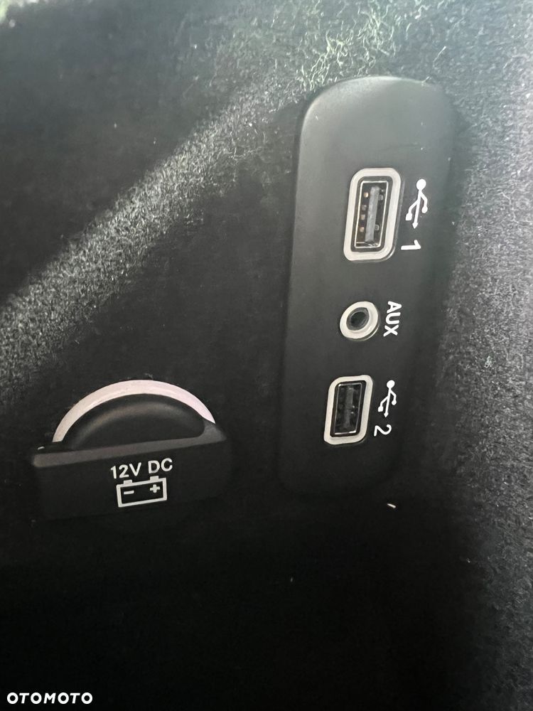 Dodge Challenger 3.6 SXT Plus - 34