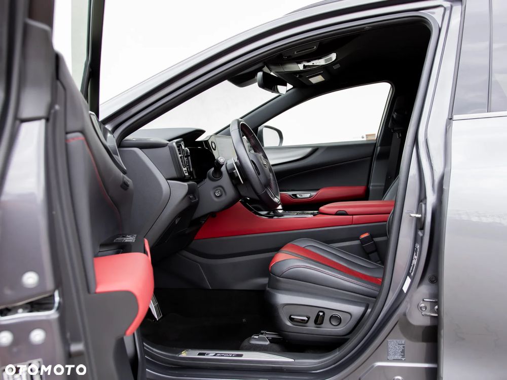 Lexus NX - 22