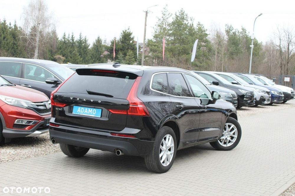 Volvo XC 60 D5 SCR AWD Momentum - 7