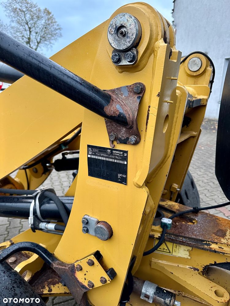 Caterpillar CAT 908 H2 - 10