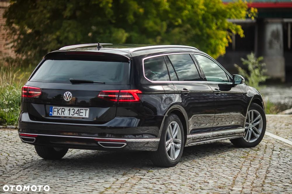 Volkswagen Passat Variant 2.0 TDI SCR DSG Highline - 11