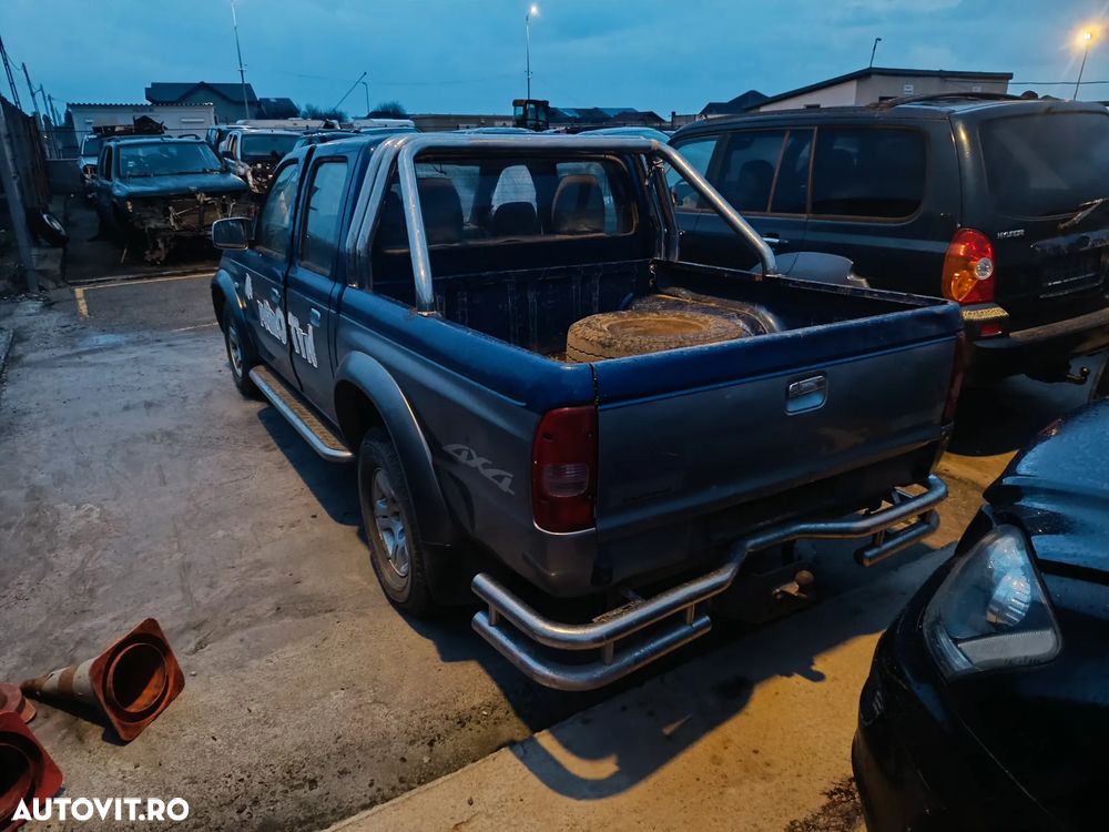 Dezmembrez Mazda b2500 sau Ford ranger fabr 2005 - 2
