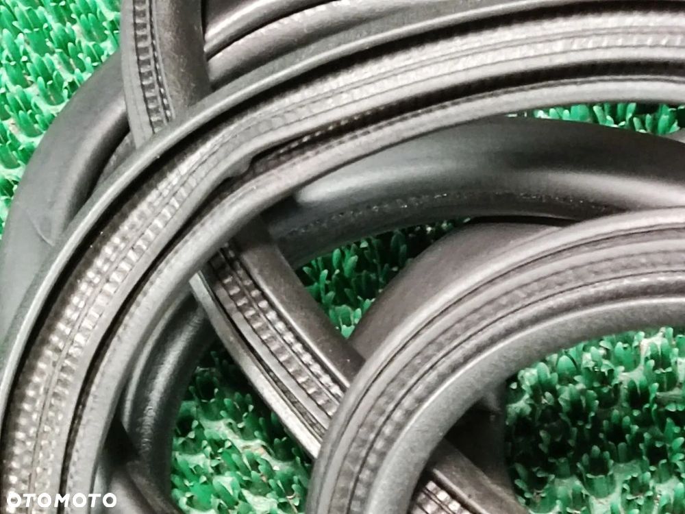 TOYOTA YARIS 19-24r Uszczelka Drzwi z Karoserii - 5